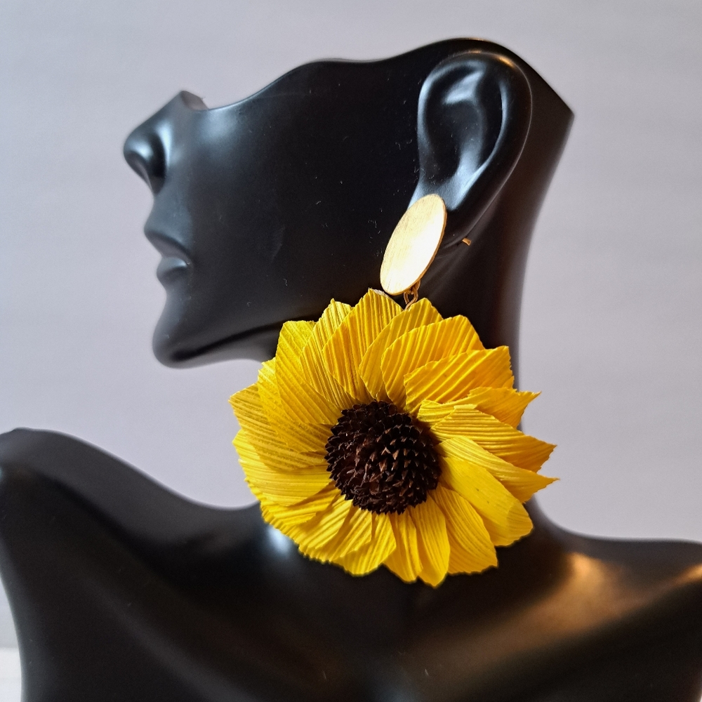 Yelow earrings